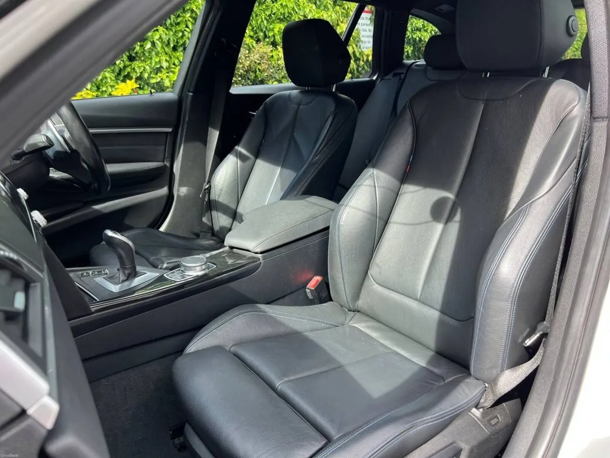 BMW 3-Series 320d M-SPORT COMPETITION TOURING AUTO - Image 6