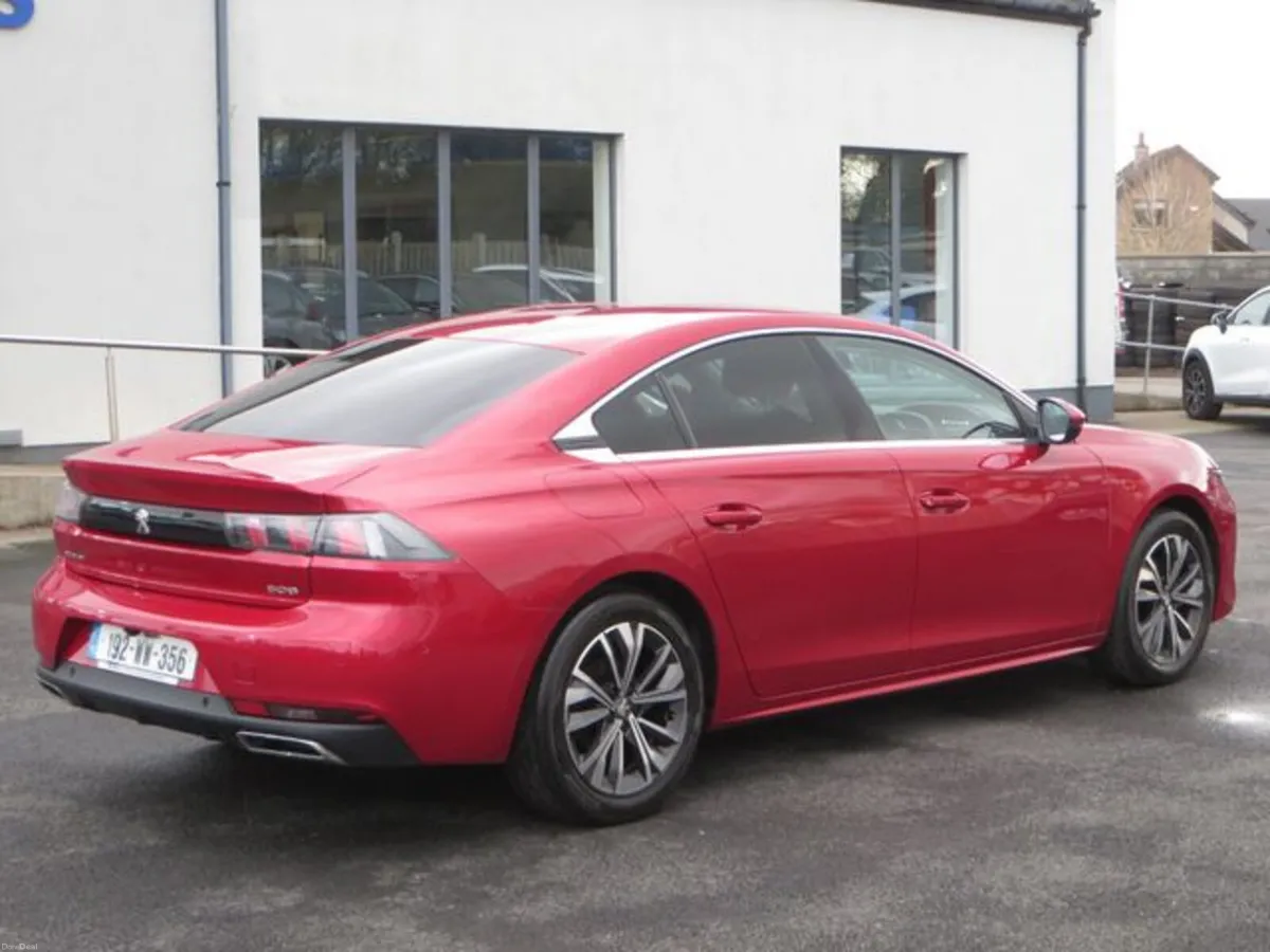Peugeot 508 Allure 1.5 Blue HDI 130 4DR - Image 4