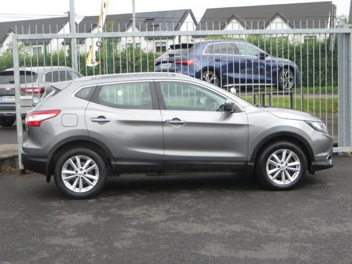 Nissan Qashqai 1.5 DCI , ONLY 88000KM , Panoramic - Image 4