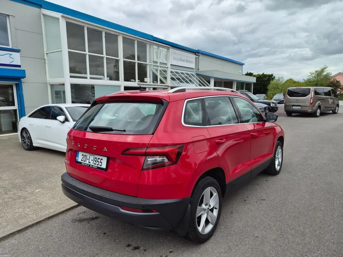 Skoda Karoq AMB 1.0tsi 115HP 4DR - Image 5