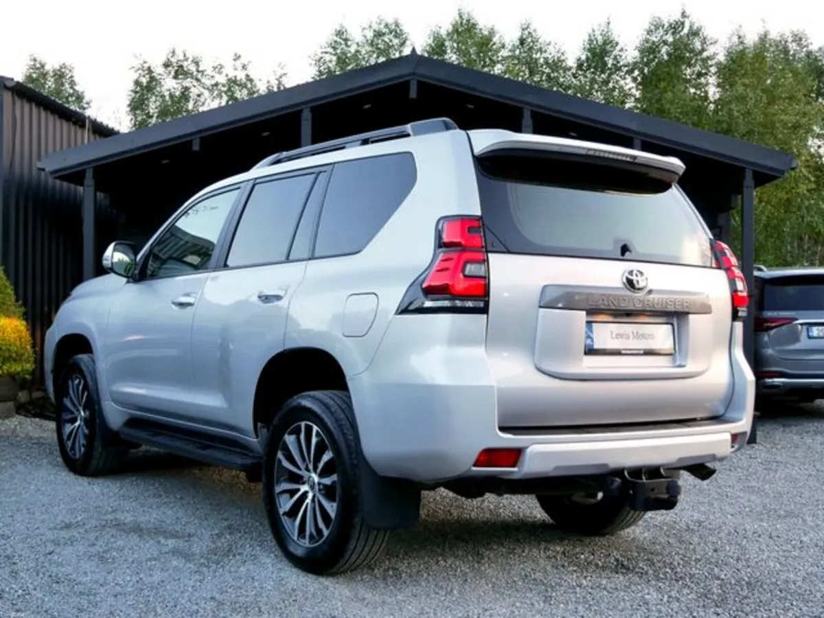 Toyota Land Cruiser LONG WHEEL BASE COMMERCIAL 2.8 - Image 4