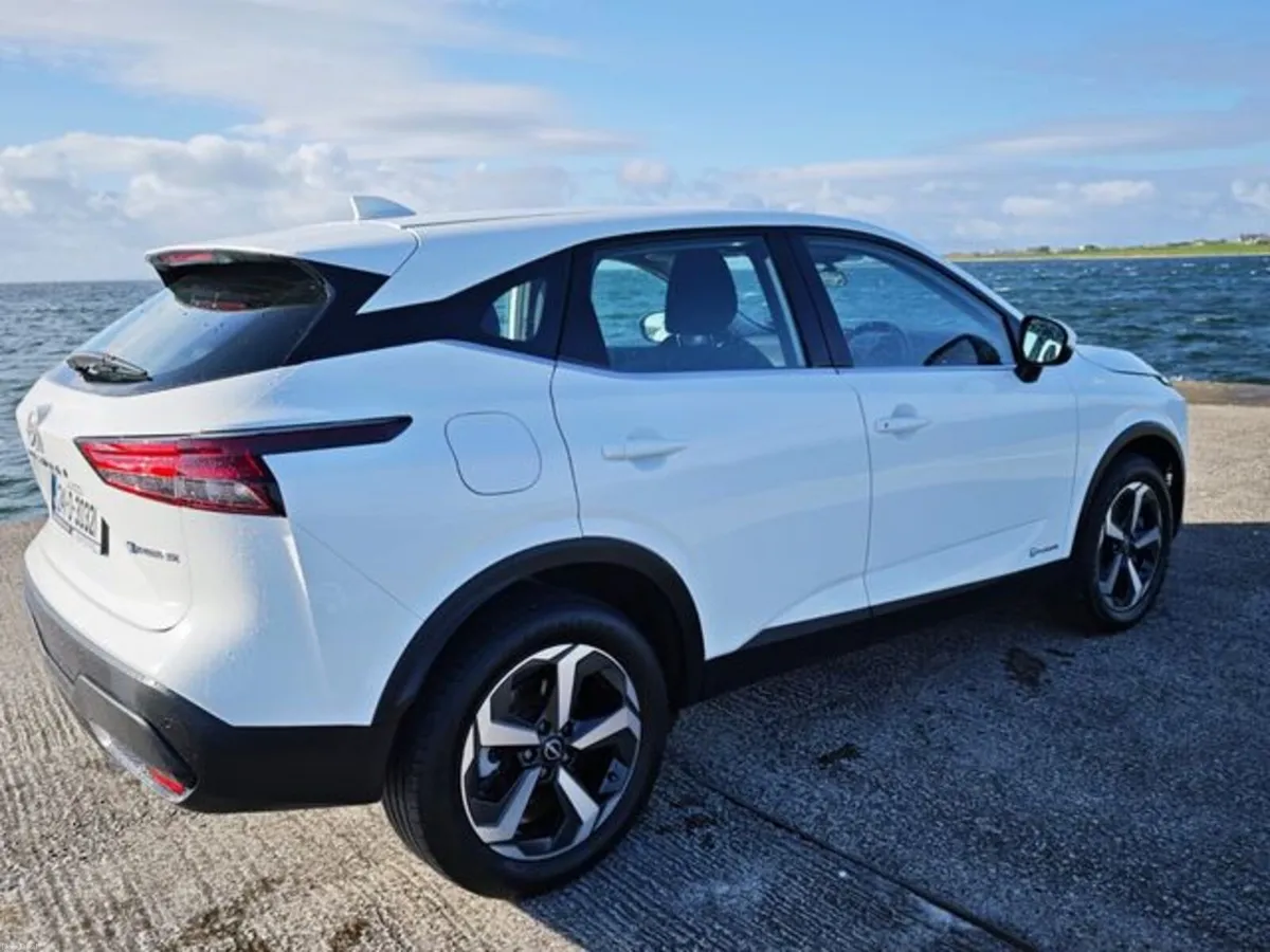 Nissan Qashqai Epower SV MY2.75 4DR Auto - Image 3