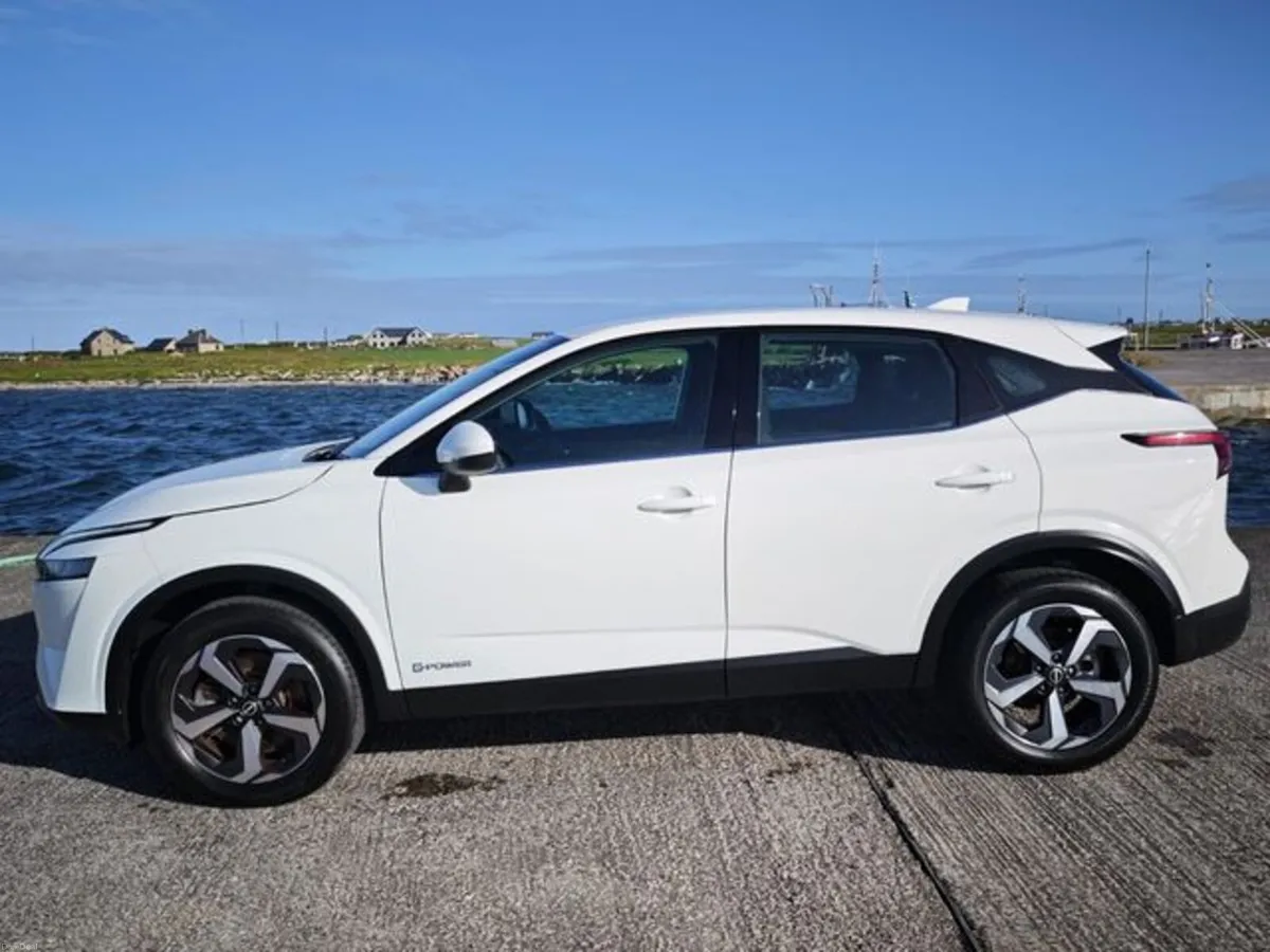 Nissan Qashqai Epower SV MY2.75 4DR Auto - Image 6
