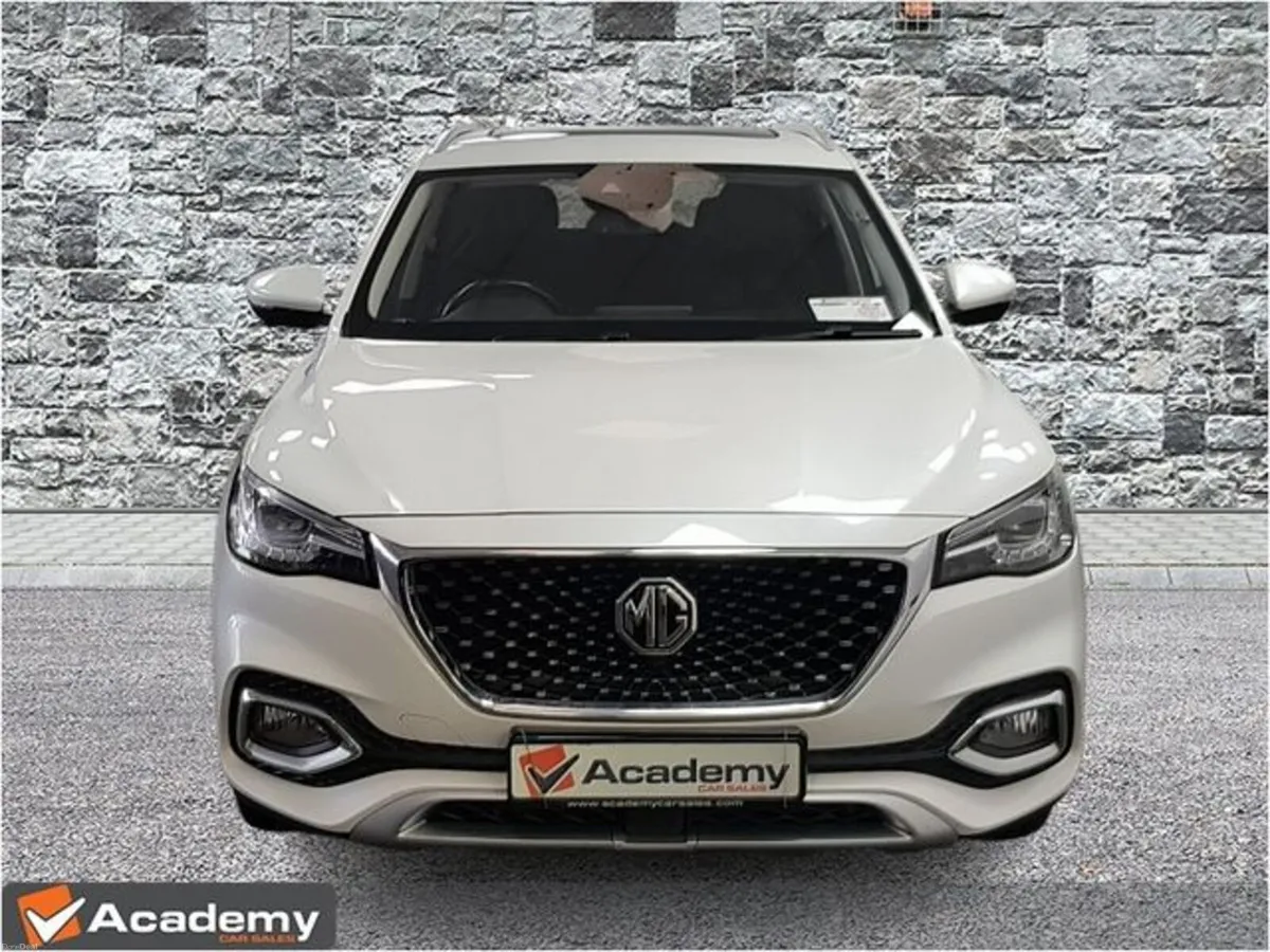 MG HS MG - Exclusive 5DR Auto**FRESH STOCK** - Image 5