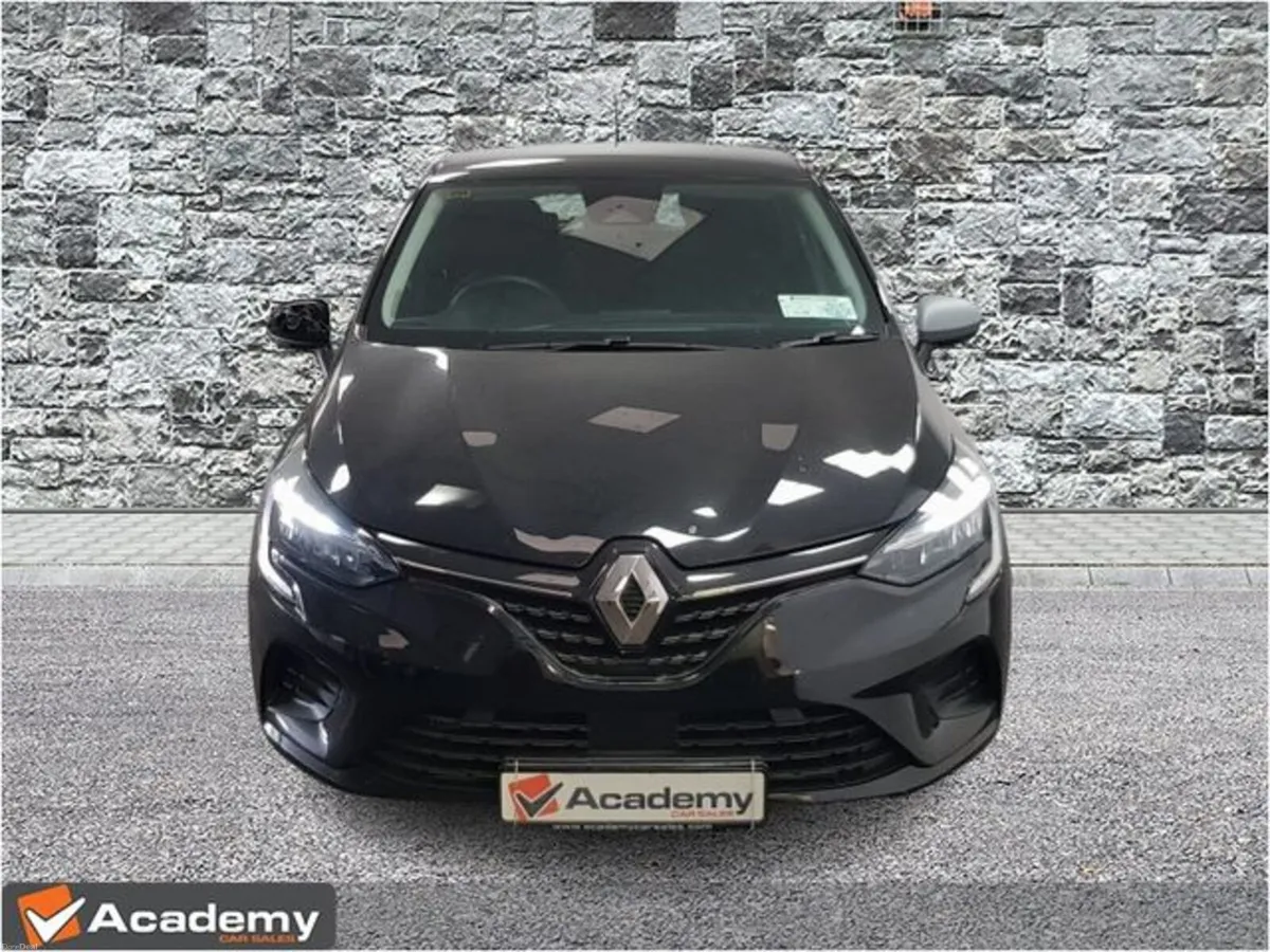 Renault Clio Equilibre**ACADEMY APPROVED** - Image 5
