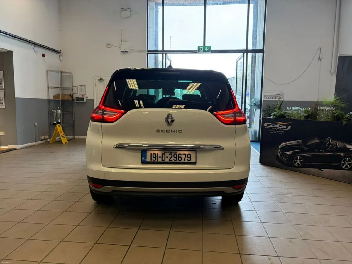 Renault Grand Scenic Signature TCE 140 GPF MY18 4D - Image 5