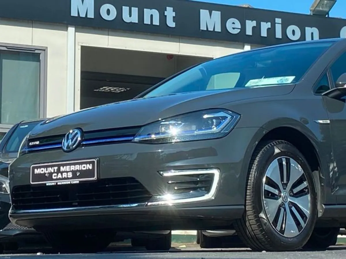 Volkswagen Golf e-Golf Auto Full Ev - Image 2
