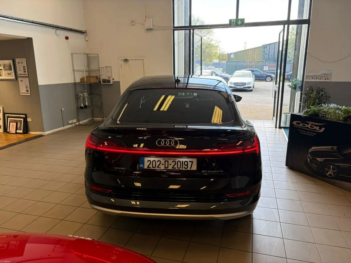 Audi e-tron Sportback Coupe 50 230KW Q Sport 5D. T - Image 5