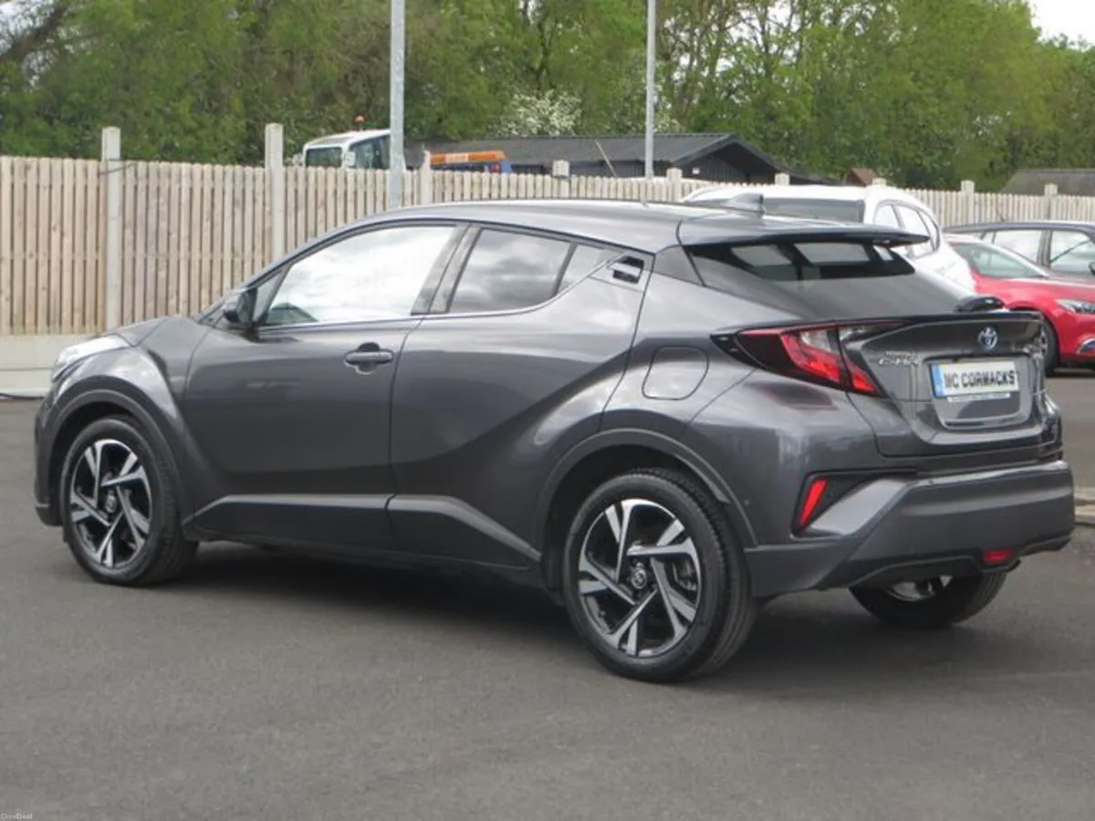 Toyota C-HR DESIGN - Image 4