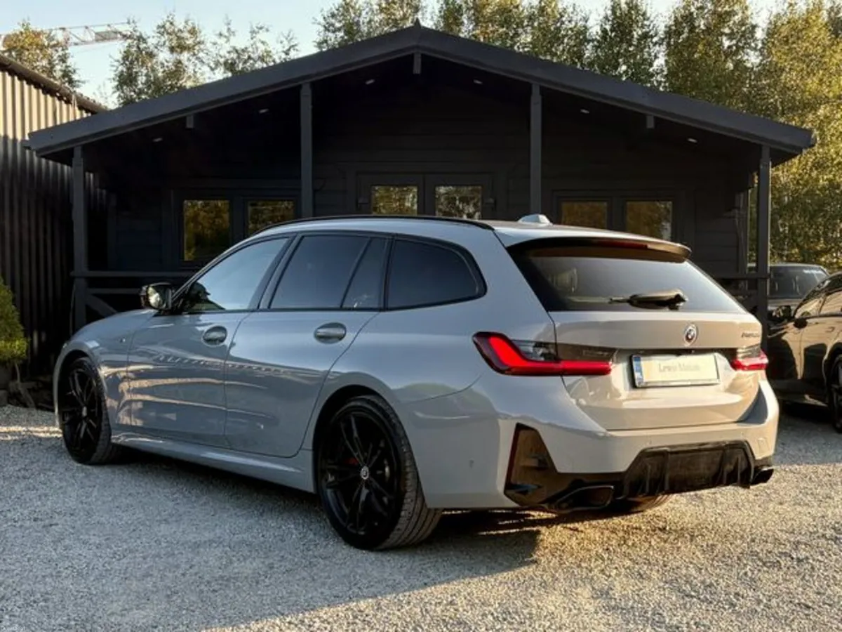 BMW 3-Series M340d X-DRIVE TOURING - Image 4