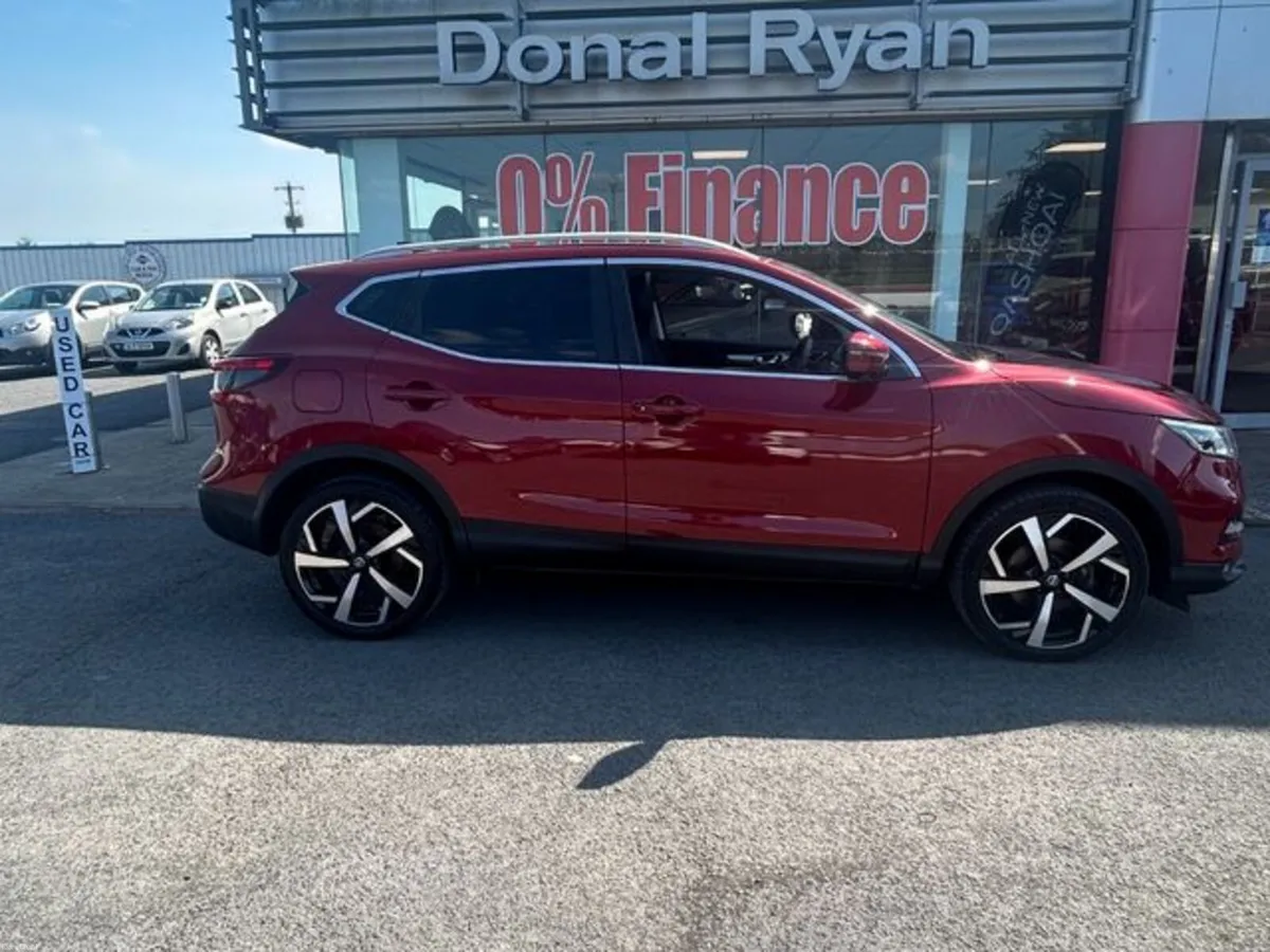 Nissan Qashqai sv premium / tekna - Image 2