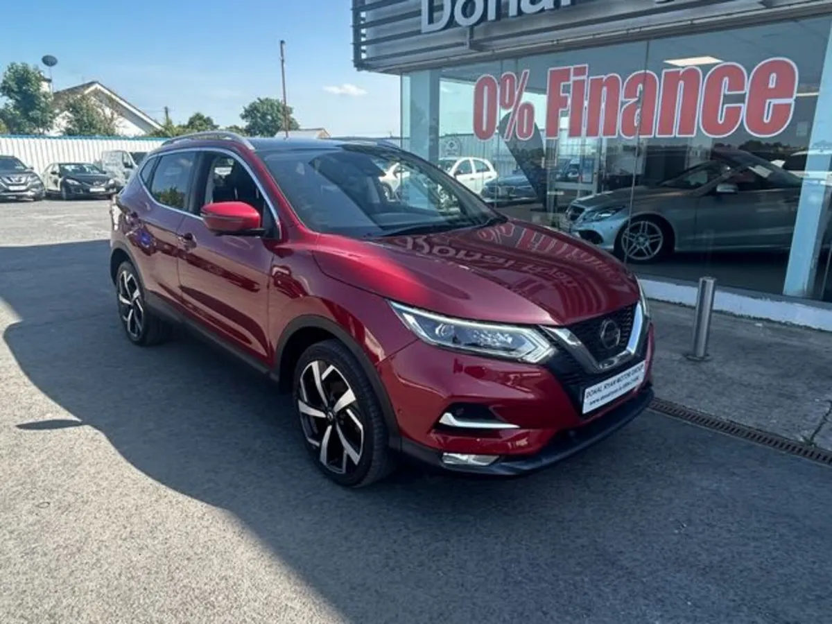 Nissan Qashqai sv premium / tekna - Image 4
