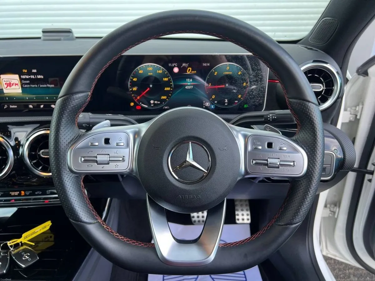 Mercedes-Benz A-Class A200d AMG-LINE PREMIUM PLUS - Image 4