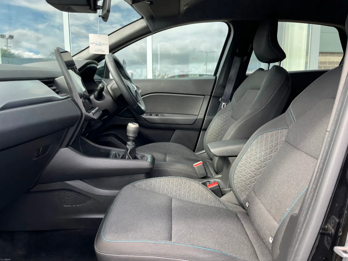 Renault Captur Evolution 1.0TCe 90BHP*QUALITY ASSU - Image 6