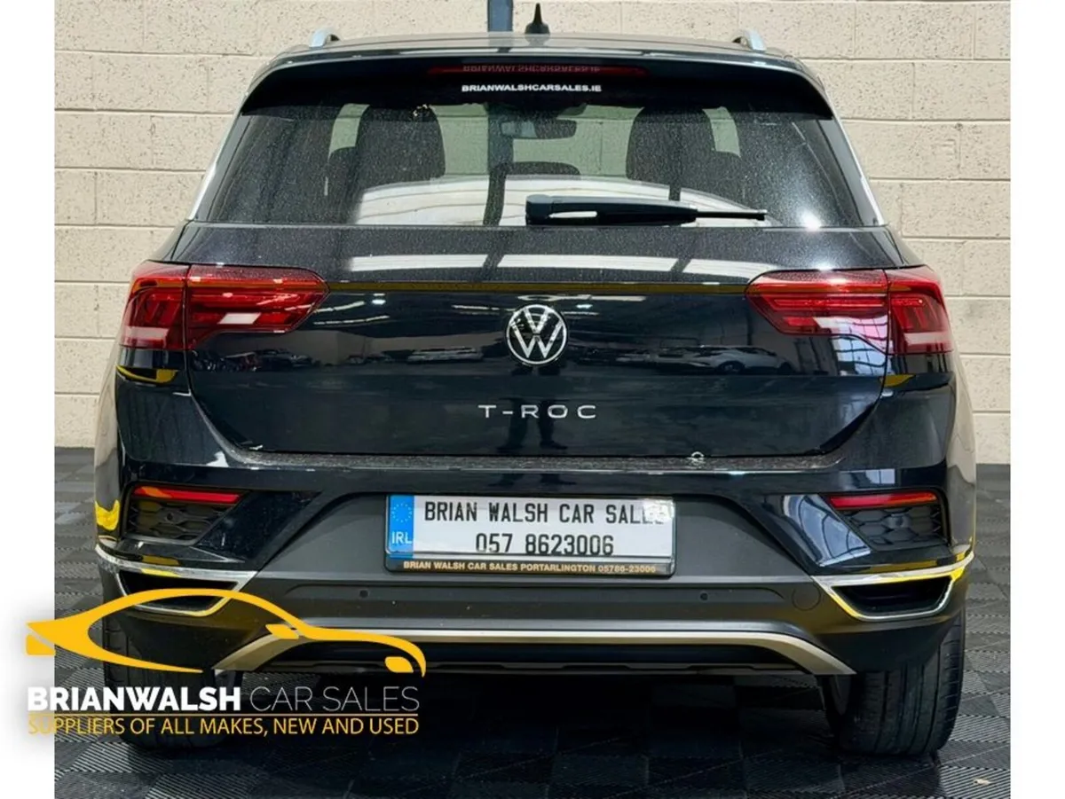 Volkswagen T-Roc Sport - Image 3