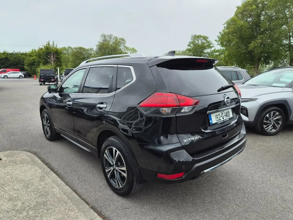 Nissan X-Trail 1.7 DSL SV Premium M-cvt 7 SE - Image 4