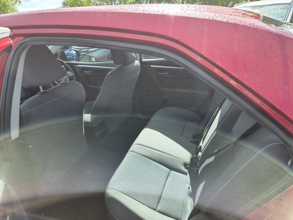 Toyota Corolla 1.33 Luna 4DR - Image 6