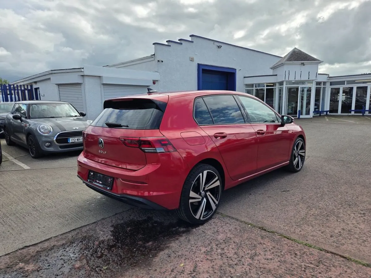 Volkswagen Golf LIFE TDI - Image 5
