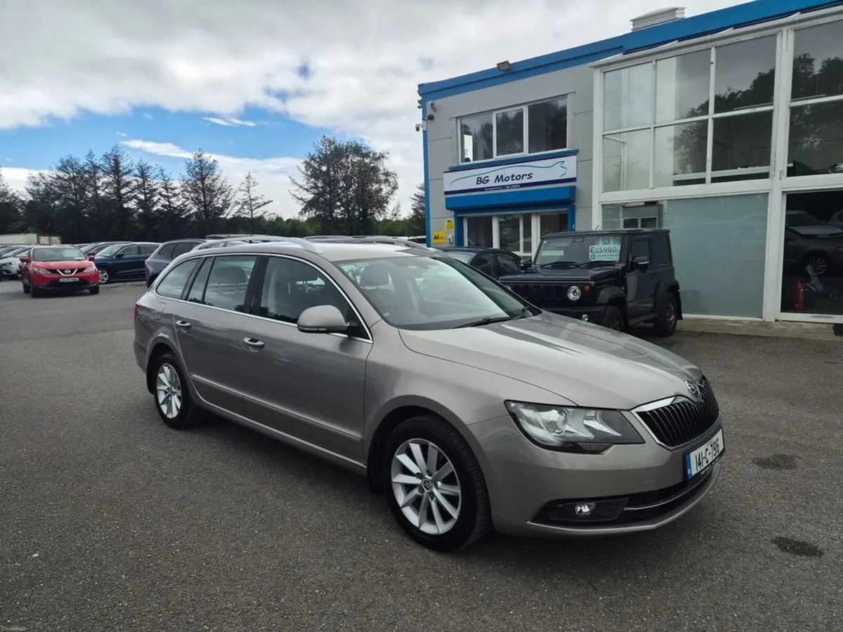 Skoda Superb Combi AMB 1.6 TDI 105HP 4DR - Image 1