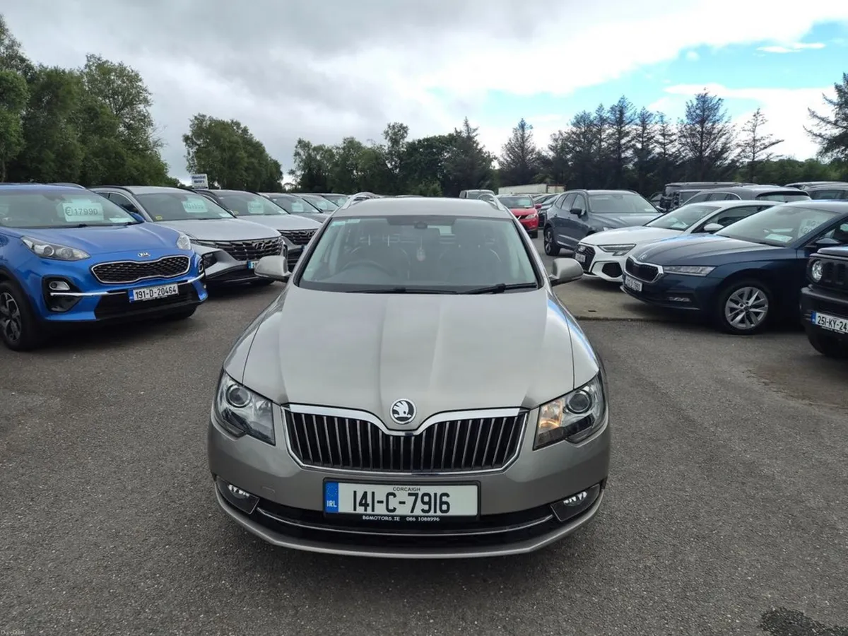 Skoda Superb Combi AMB 1.6 TDI 105HP 4DR - Image 2