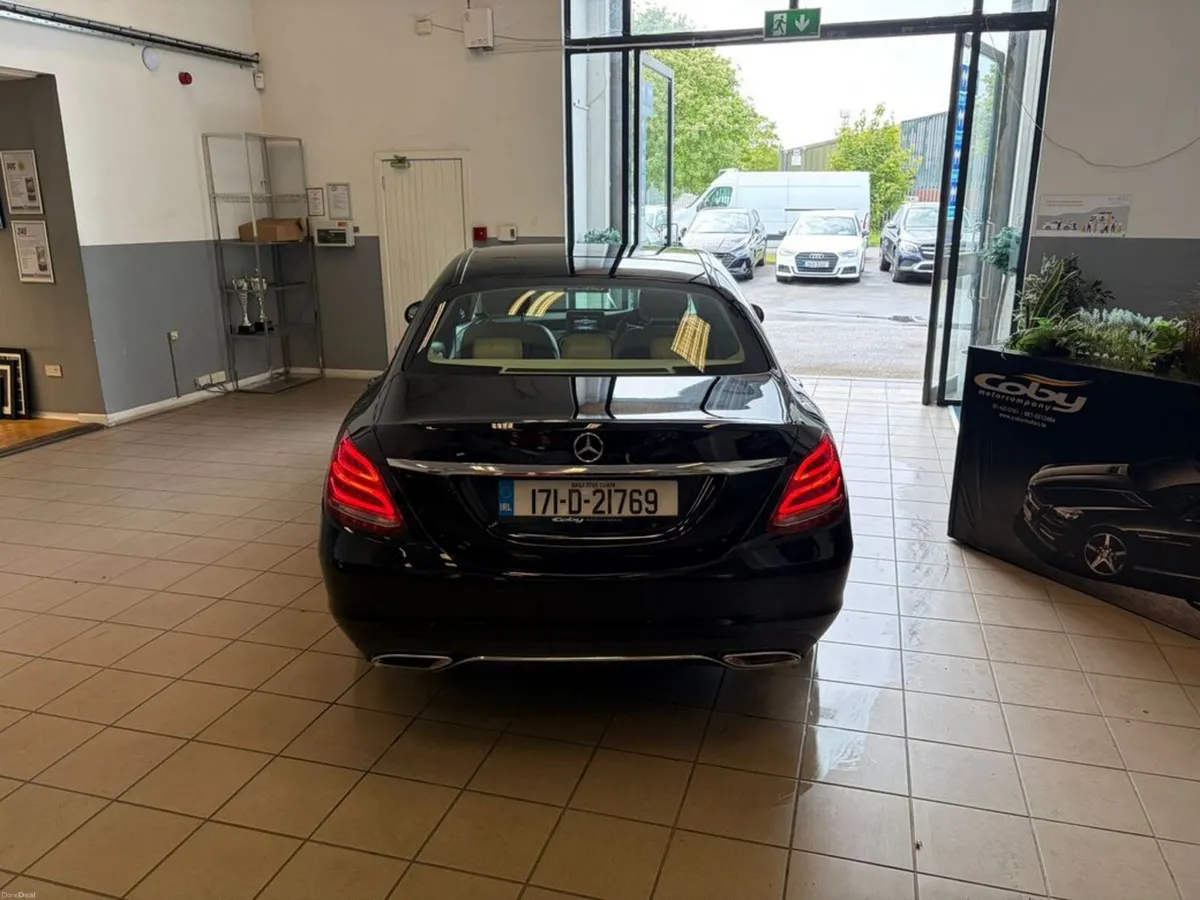 Mercedes-Benz C-Class C 200 Avantgarde 4DR Auto. N - Image 5