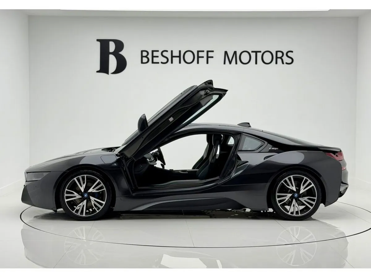 BMW i8 1.5 HYBRID COUPE=LOW MILES//HUGE SPEC//D RE - Image 3