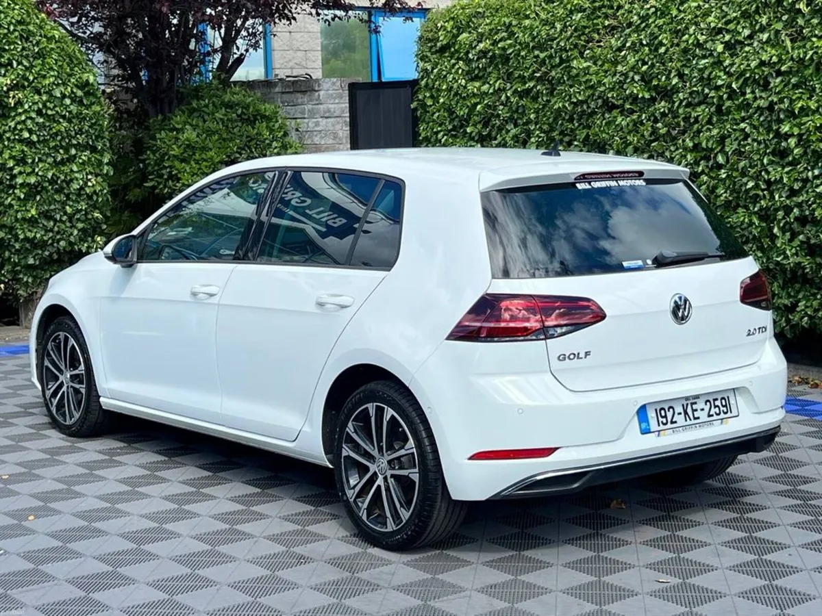 Volkswagen Golf HIGH SPEC 2.0 TDI AUTO // 360 SURR - Image 5