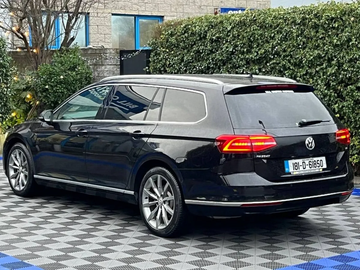 Volkswagen Passat VARIANT HIGHLINE 1.4 TSI ** HUGE - Image 5