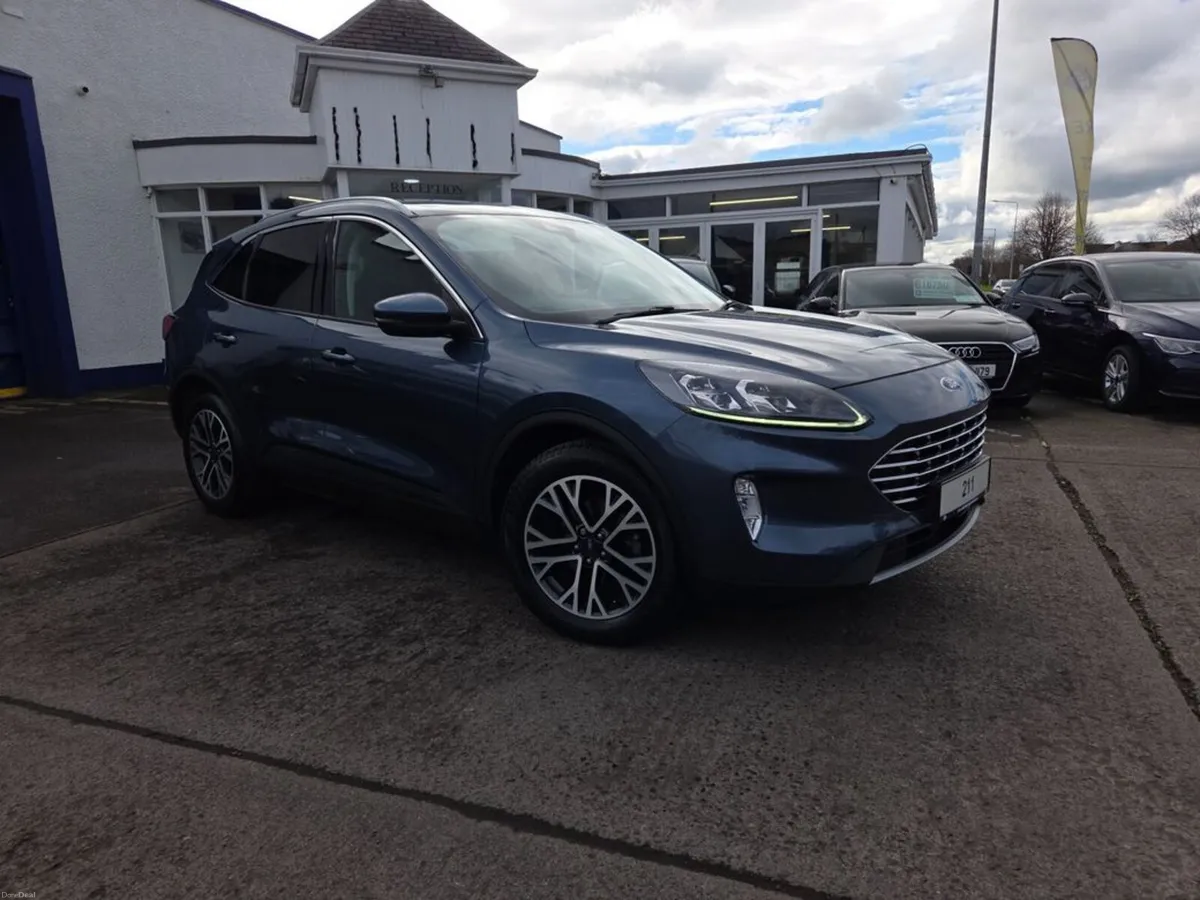 Ford Kuga TITANIUM EDITION ECOBLUE - Image 1