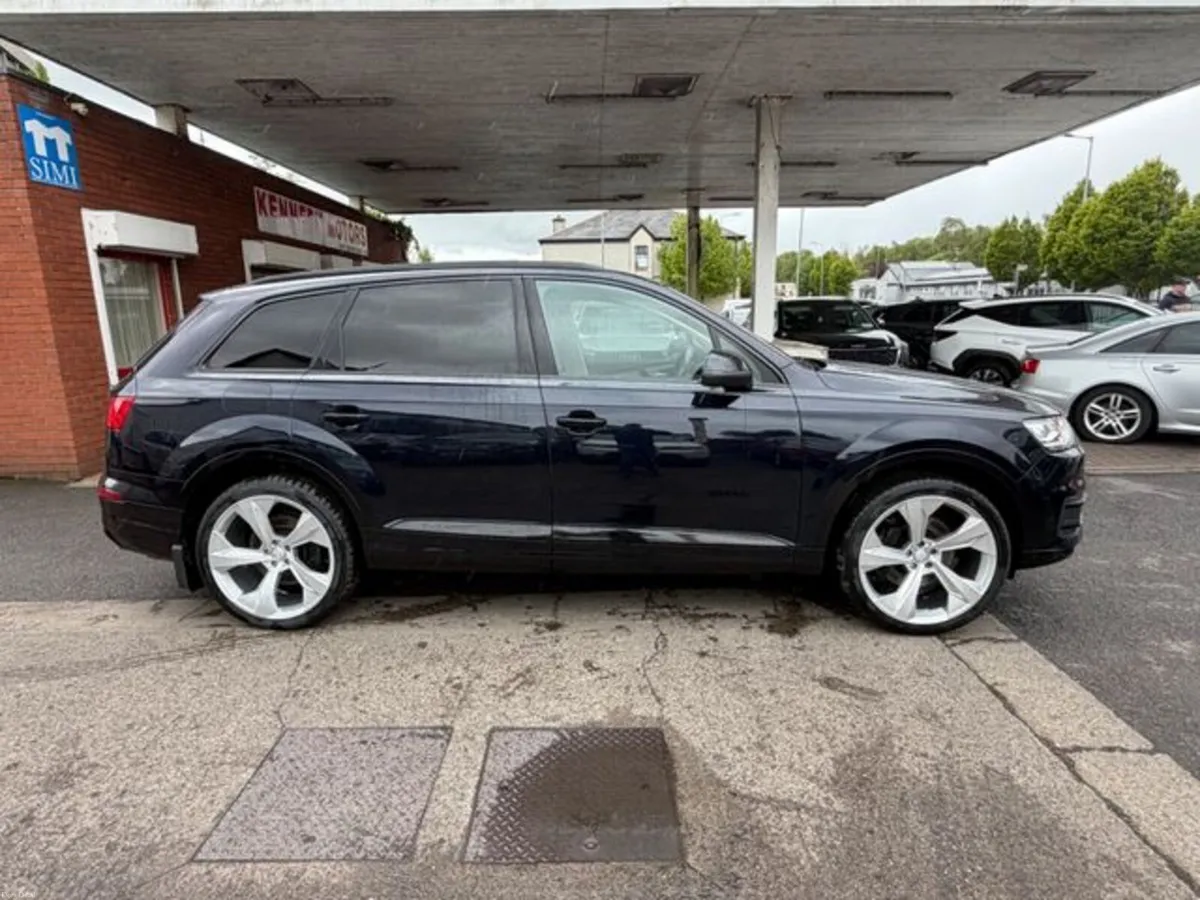 Audi Q7 3.0tdi 218 Quattro 7 Seater Low Kms - Image 2