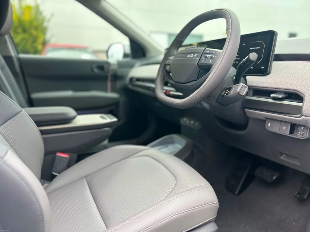 Kia EV3 Earth 3 (585km range) (0% Finance availabl - Image 2