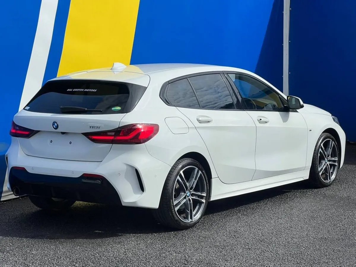 BMW 1-Series 118i M-SPORT 1.5 AUTO // PARKING SENS - Image 5