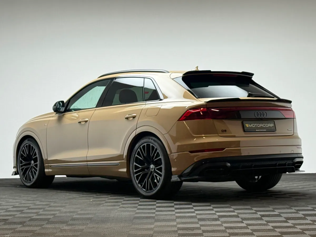 Audi Q8 S LINE 55 TFSI E BLACK EDITION - Image 5