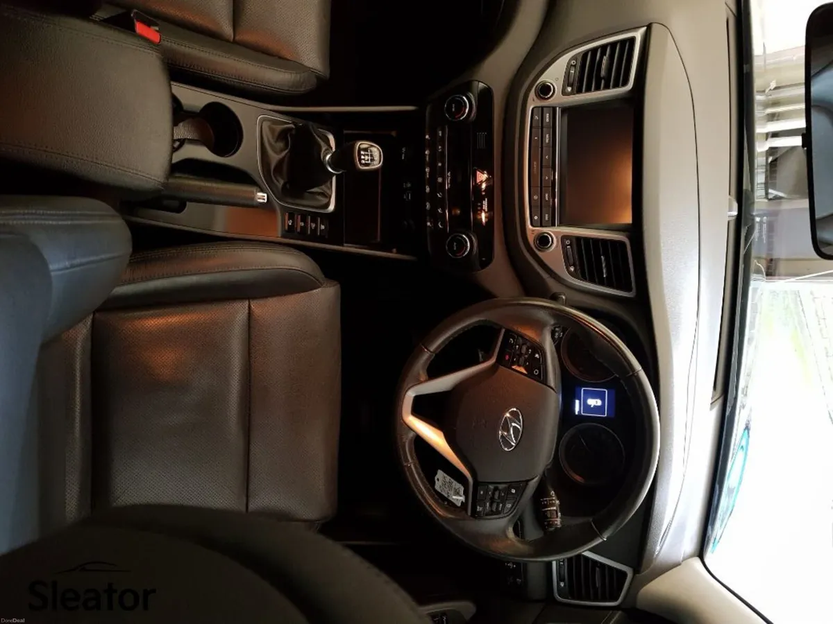 Hyundai Tucson Executive 5DR - Image 6