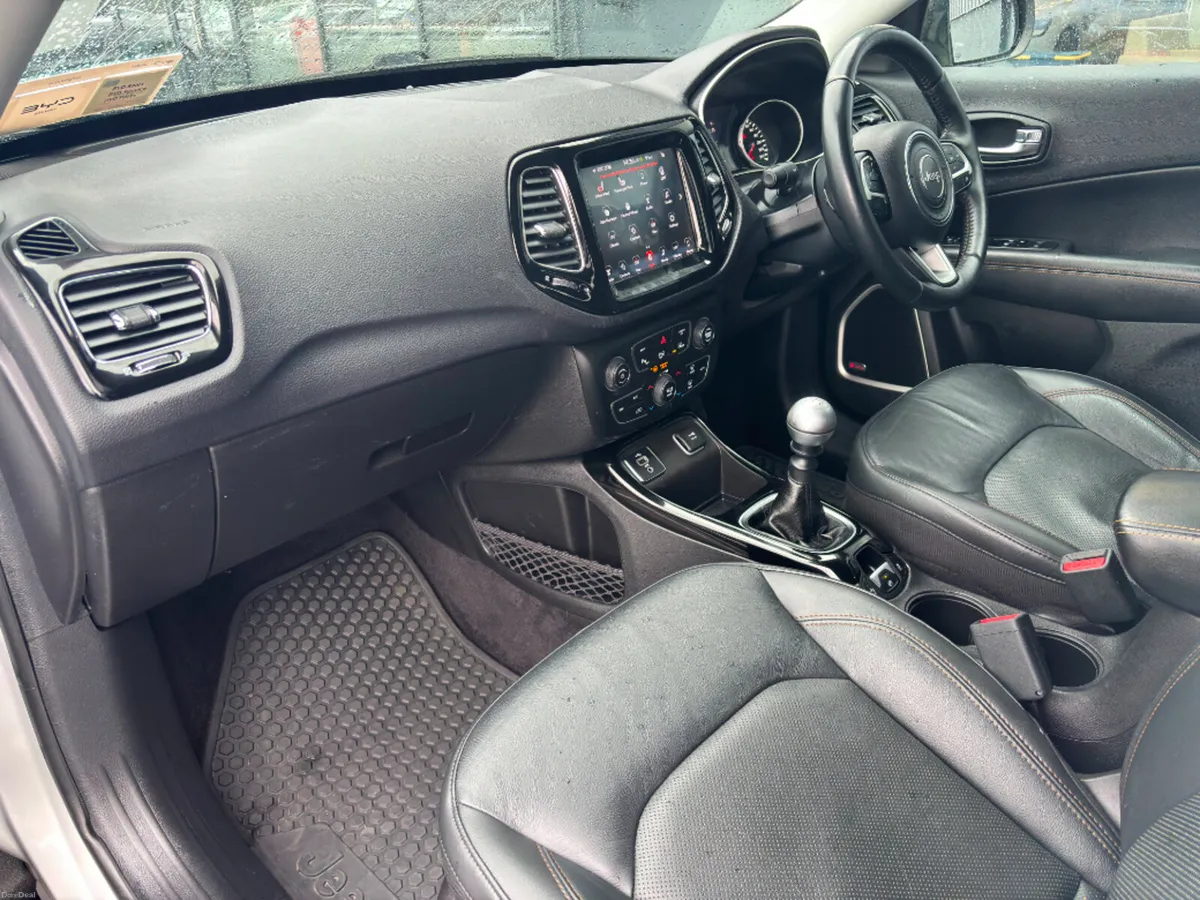 Jeep Compass 1.6 Mjet 120HP Limited 5DR - Image 5