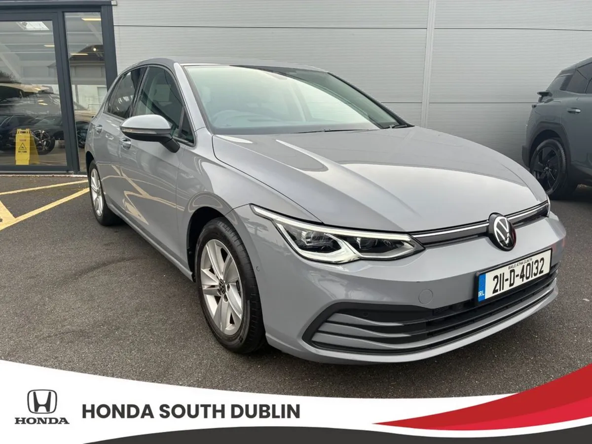 Volkswagen Golf Petrol, Hybrid, Automatic , Active - Image 4