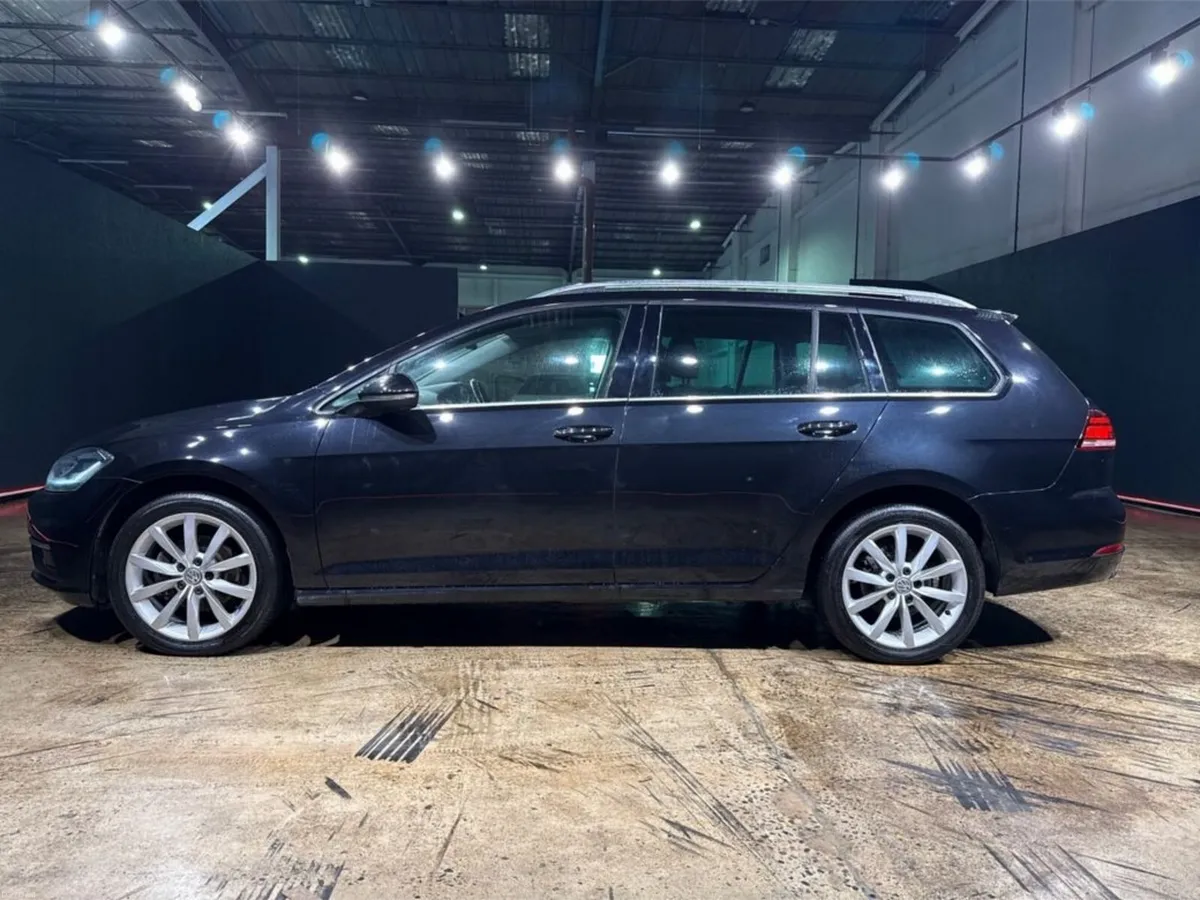 Volkswagen Golf ESTATE 1.2L TSI AUTOMATIC - REVERS - Image 6