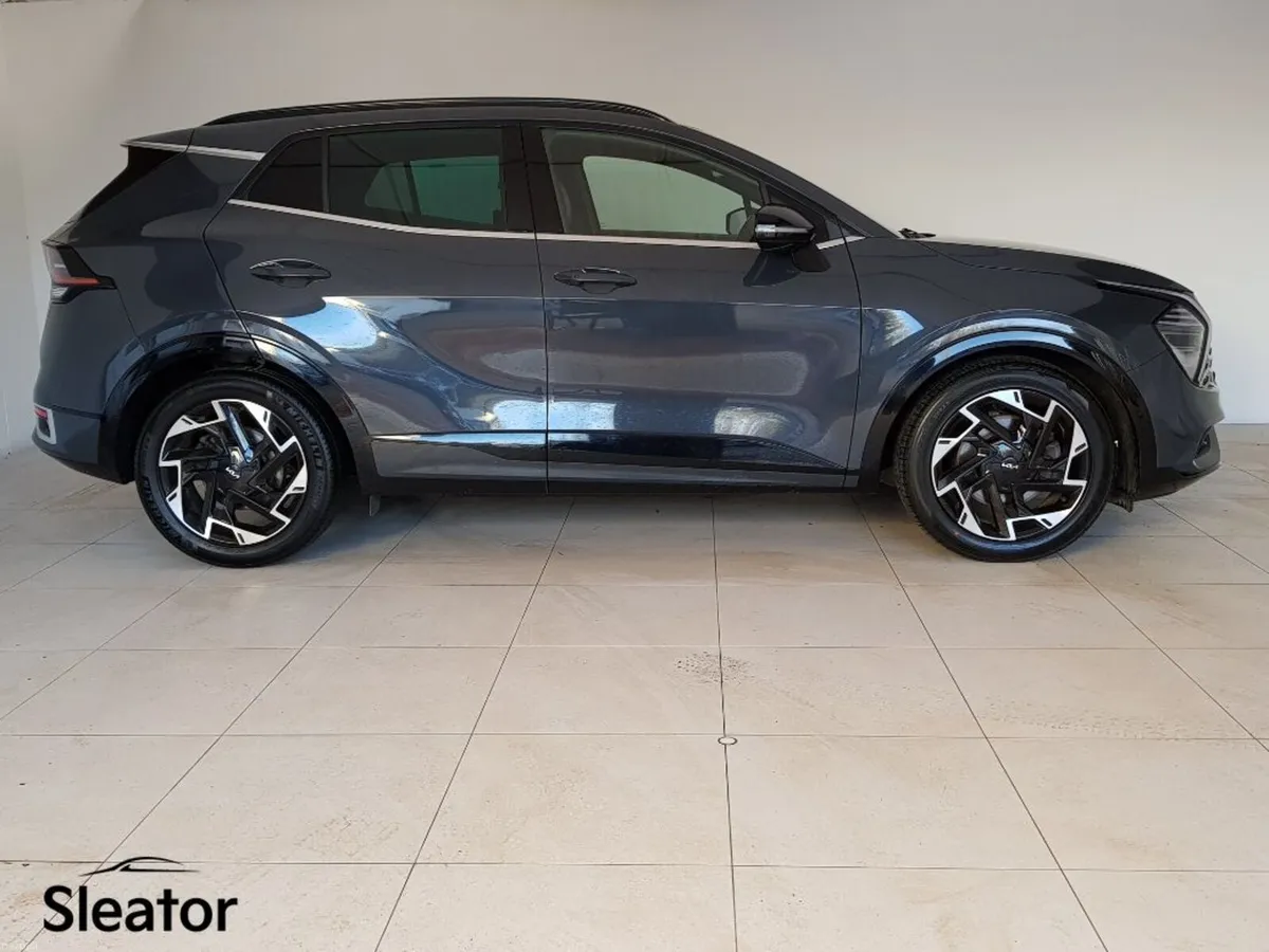 Kia Sportage GT Line 5DR - Image 2