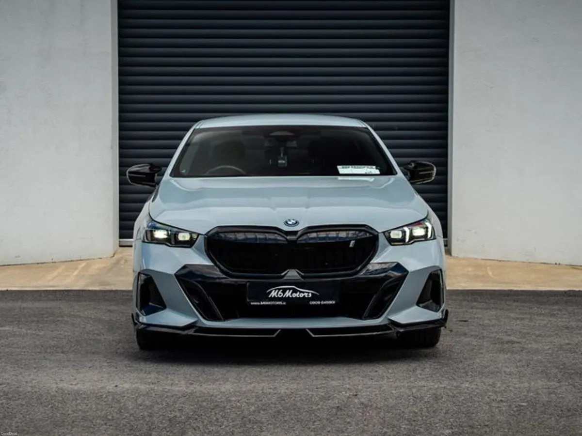 BMW i5 *SALE AGREED - SIMILAR ONE DUE IN* - Image 2