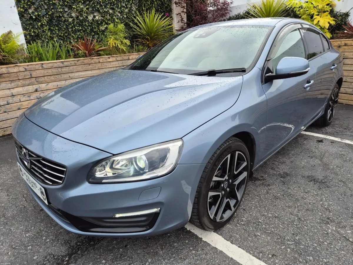 Volvo S60 2.0 D4 DYNAMIC EDITION / LOW MILEAGE / T - Image 2
