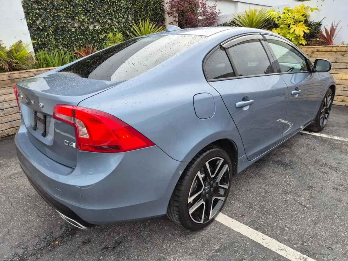 Volvo S60 2.0 D4 DYNAMIC EDITION / LOW MILEAGE / T - Image 6
