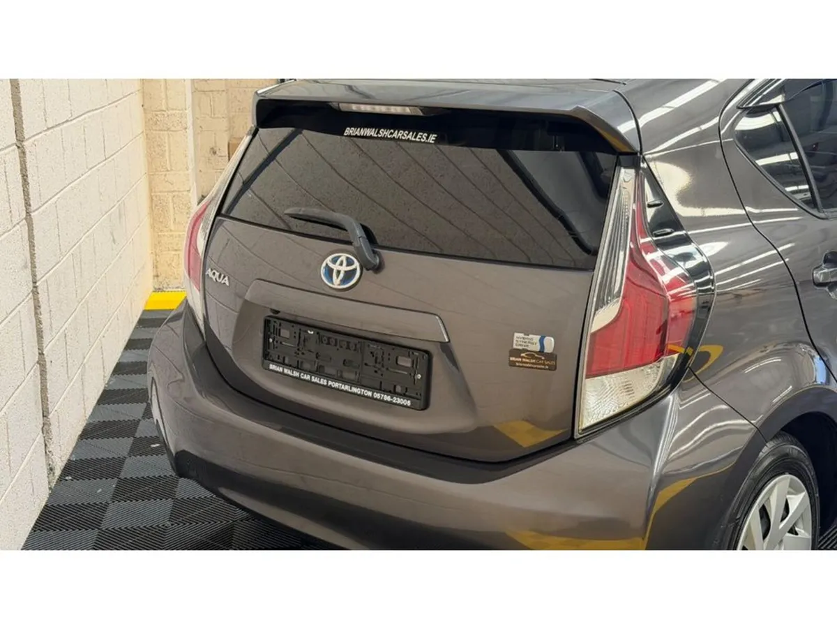 Toyota Aqua 152 S - Image 6