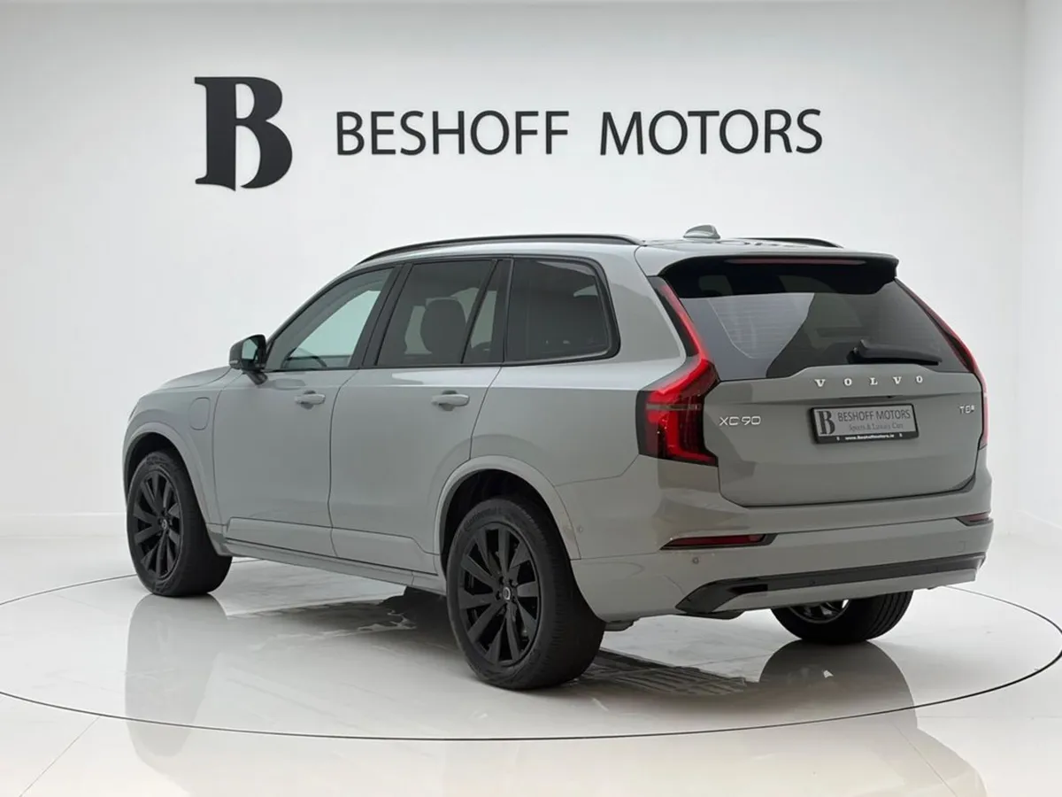 Volvo XC90 T8 PLUS AWD=HUGE SAVINGS//AS NEW//3 YEA - Image 3