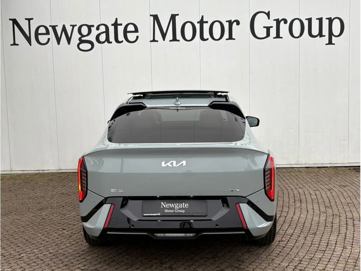 Kia EV4 GT Line FASTBACK - Image 5