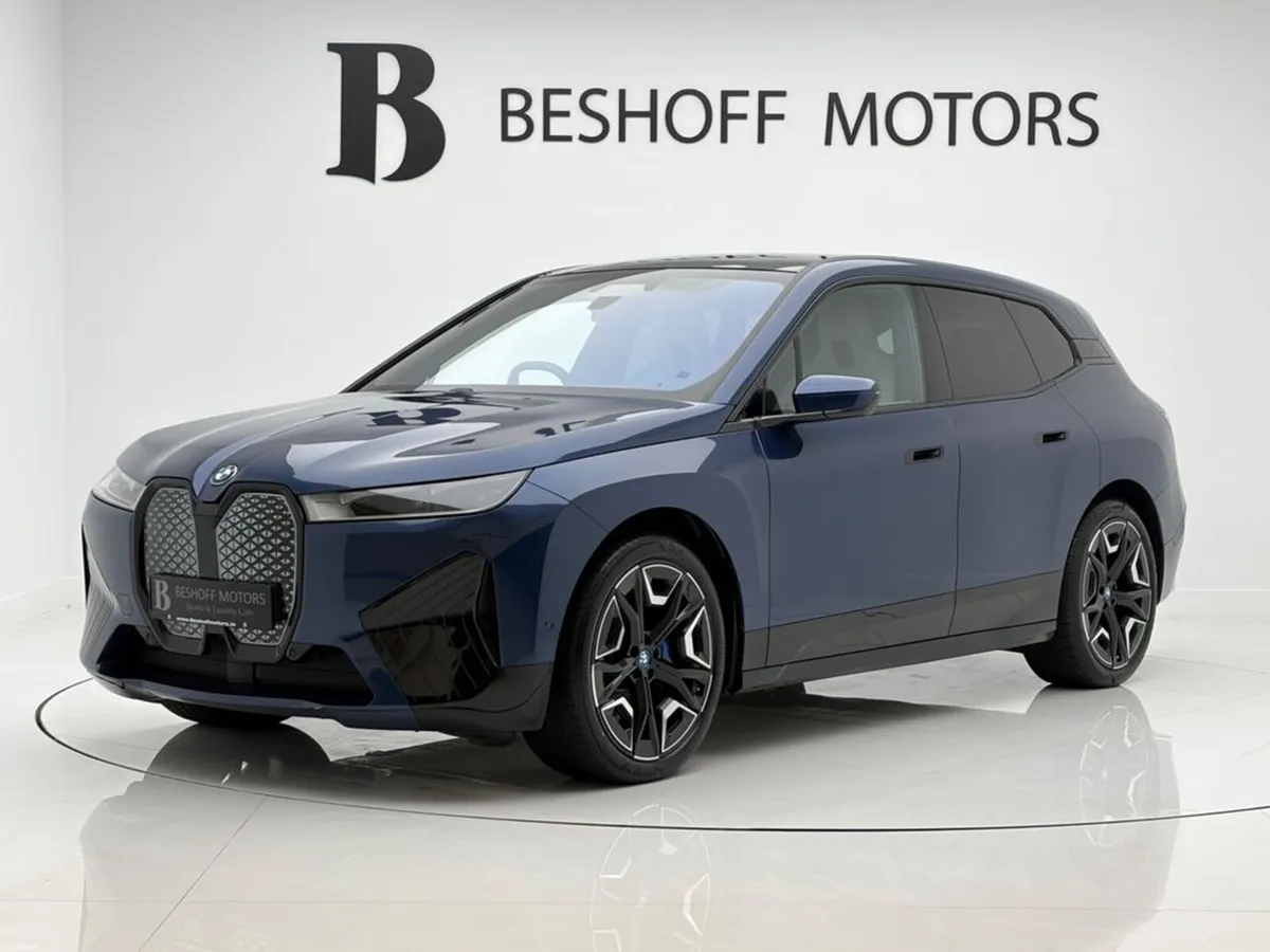 BMW iX 40 M-SPORT X-DRIVE=LOW MILES//HUGE SPEC//IV - Image 1