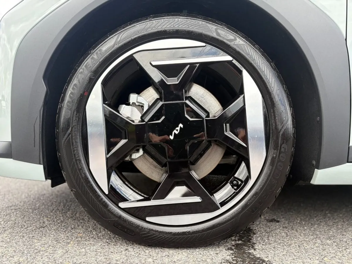 Kia EV4 Fastback Earth 3 (Range 612 km) (0% APR Fi - Image 5
