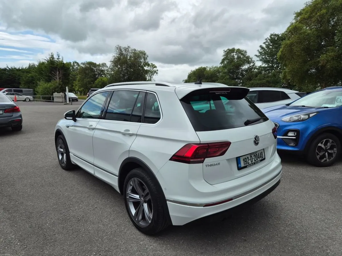 Volkswagen Tiguan R Line 2.0tdi M6F 150HP 5DR - Image 4