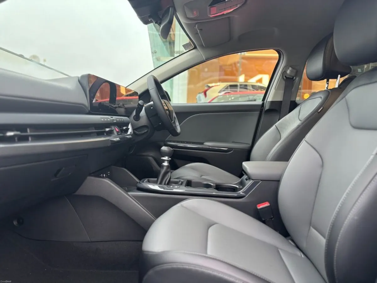 Kia K4 1.0 K3 Mild Hybrid ( 3.9% Finance Available - Image 2