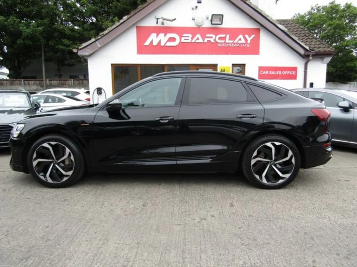 Audi e-tron 55E S LINE Black Edition 408PS - Image 5