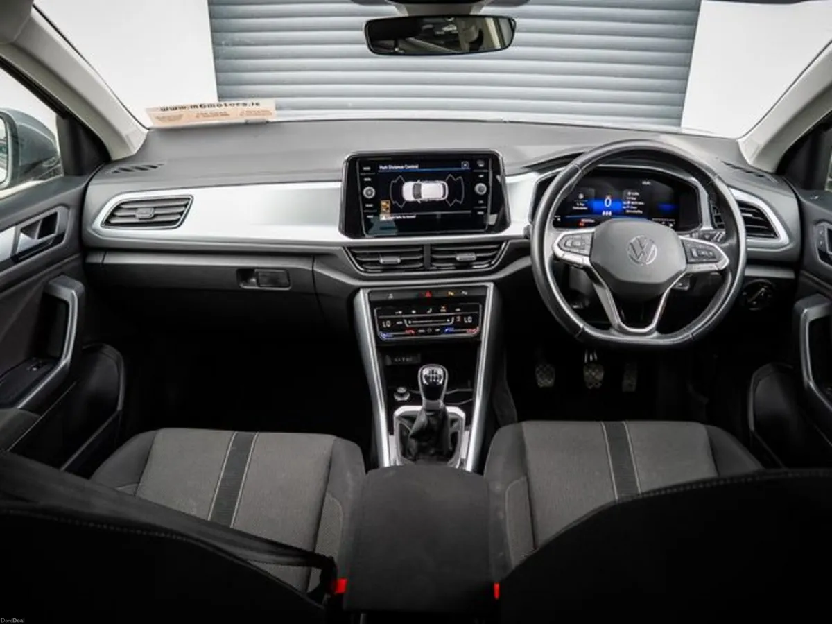 Volkswagen T-Roc Life 1.0 TSI M6F 110HP 5DR - Image 5